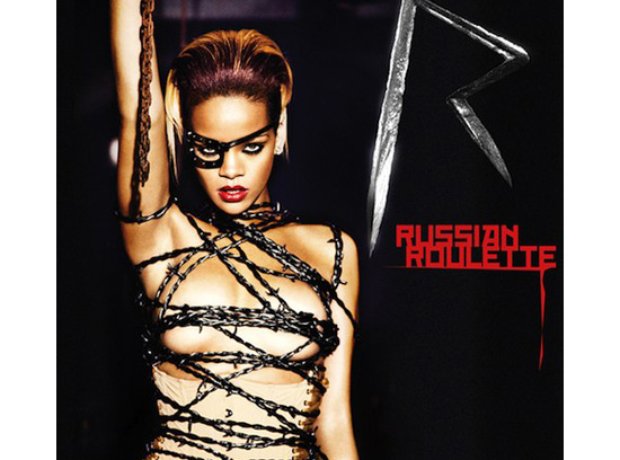 Rihanna- Rihanna Russian roulette AOL Session 2010 HQ Live 