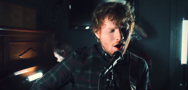 Ed Sheeran Covers "Trap Queen" on Fallon