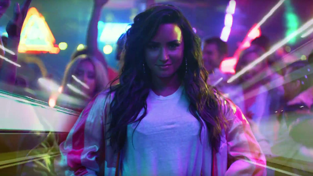 Demi Lovato - Sorry Not Sorry music video
